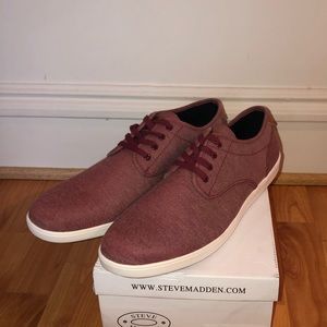 Steve Madden Sneakers